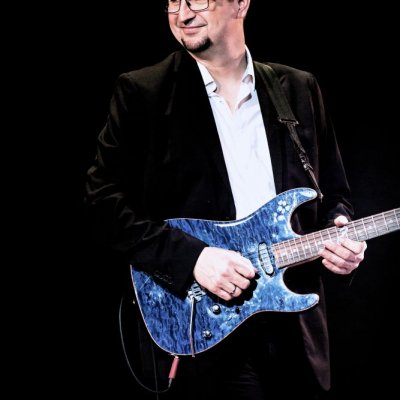 Ziergarten Peter Greier Gitarre